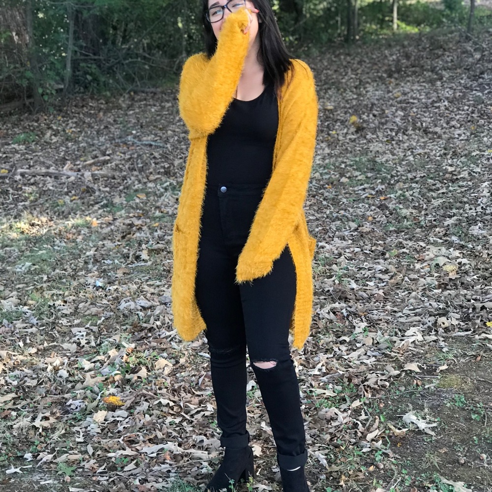 LAST 1💕Fuzzy Mustard Cardigan - Picture 4 of 4